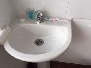 Мини-отель Crazy Horse Алматы Одноместный номер с общим душем и туалетом-6